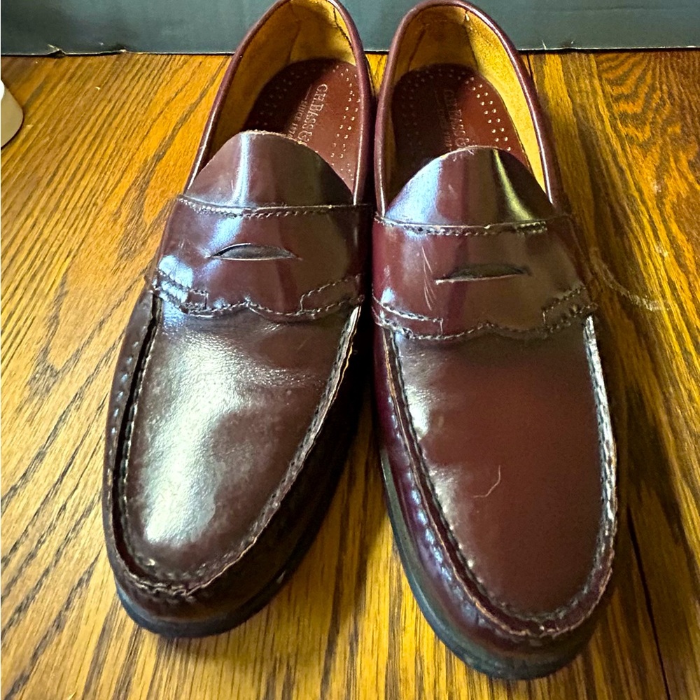 BASS WEEJUNS “Larson”  Women’s 9/Mens7